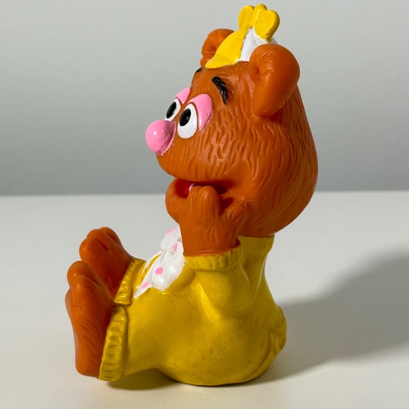 Vintage 80s Playskool The Muppets Baby Fozzie Bear Squeak Toy 5.5" (18B) - Picture 3 of 6